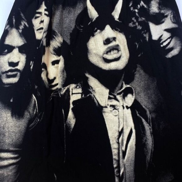 NWOT AC/DC Highway To Hell Skirt Black Size Medium - Picture 5 of 9